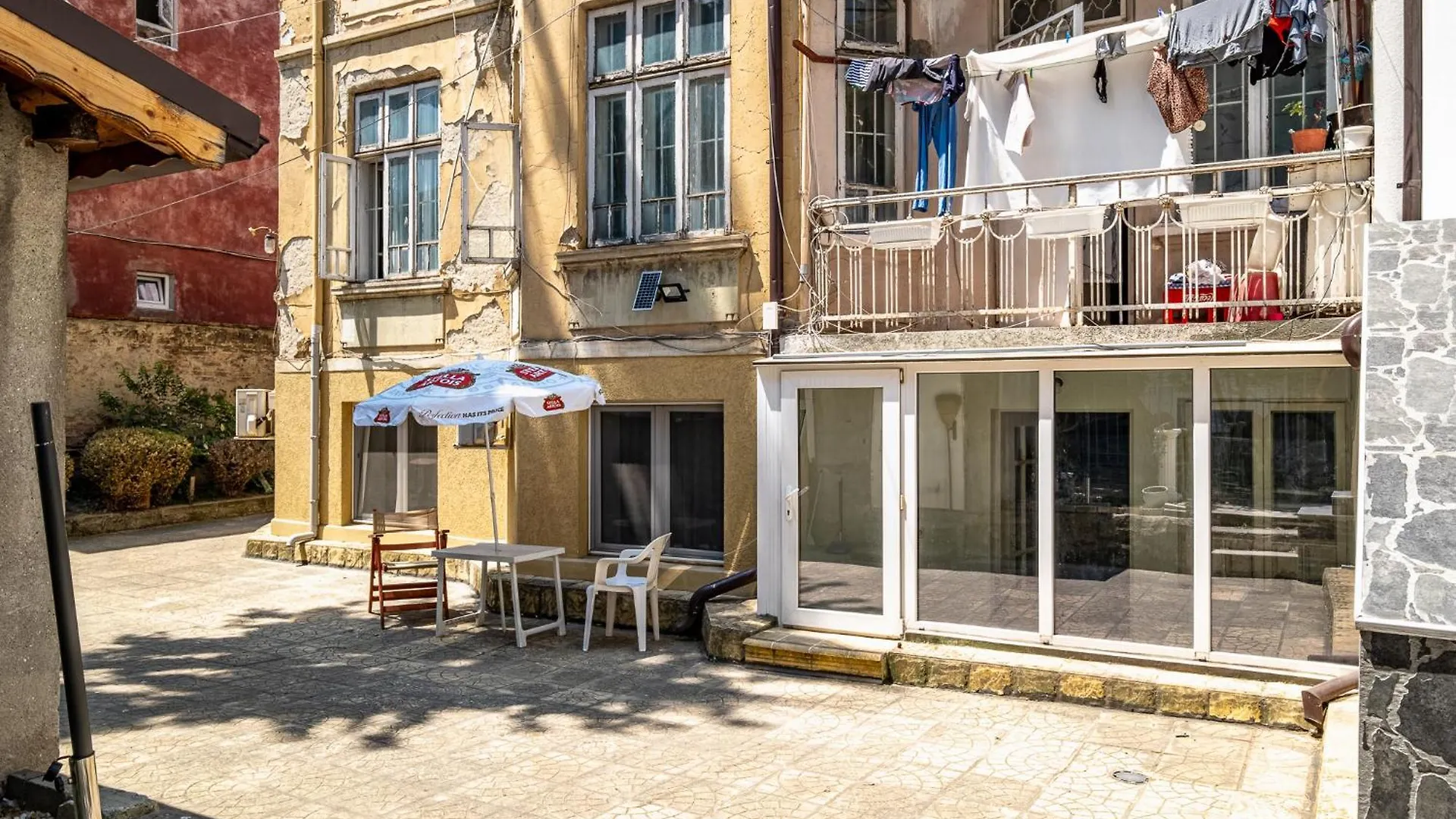Charming Aquamarine Getaway Apartment Varna